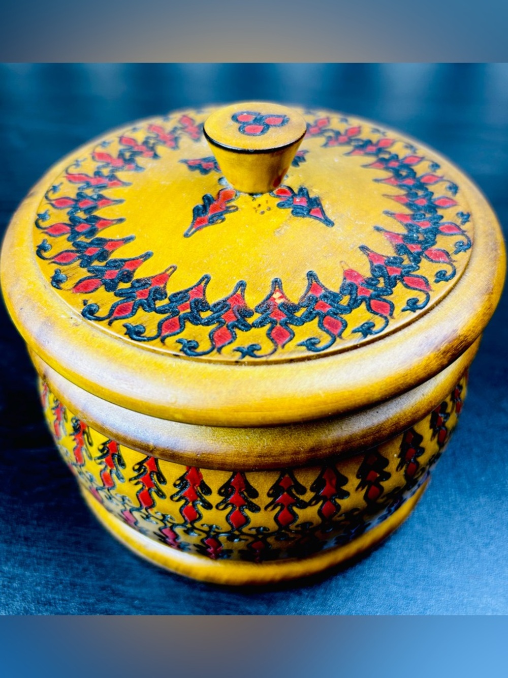 Romanian Wooden Box Hand Carved Poiana Brasov Folk Art Lidded Container - Picture 10 of 15